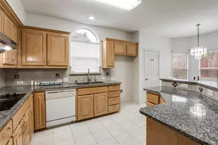 18625 Tall Oak Dr, Dallas, TX 75287 - Photo 16