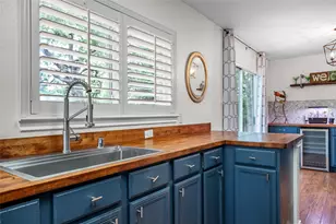 1901 Yellowstone Ln, Corinth, TX 76210 - Photo 6