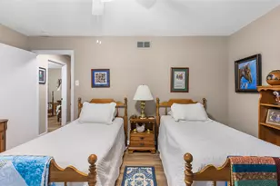 2405 Webb Ave, Greenville, TX 75402 - Photo 36