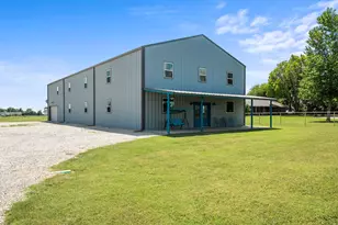 1404 McConnell Rd, Gunter, TX 75058 - Photo 2