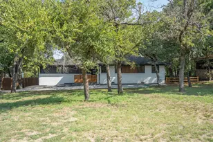 5917 Yosemite Dr, Fort Worth, TX 76112 - Photo 2