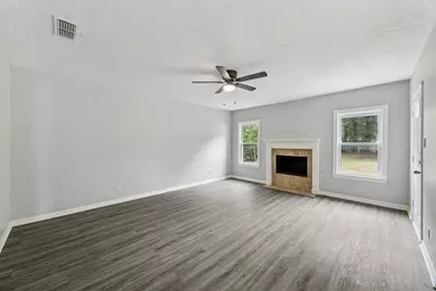 3805 Hollis Street, Haltom City, TX 76111 - Photo 6