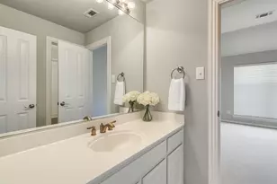 3351 Garrett Dr, Irving, TX 75062 - Photo 18