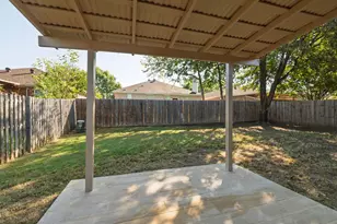 511 Hollyberry Dr, Mansfield, TX 76063 - Photo 28