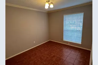 116 Kings Row, Garland, TX 75043 - Photo 8