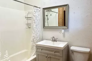 410 S Preston St, Wolfe City, TX 75496 - Photo 18