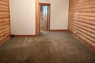 410 S Preston St, Wolfe City, TX 75496 - Photo 14