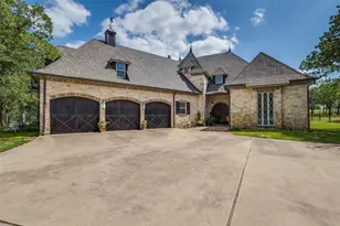 181 Co Rd 1326, Bridgeport, TX 76426 - Photo 1