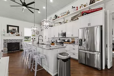 100 Sanders Lane, Collinsville, TX 76233 - Photo 6