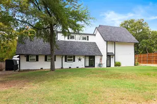 271 Lakewood Ln, Pottsboro, TX 75076 - Photo 2