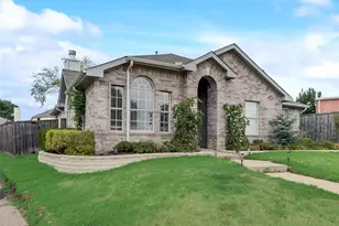 4536 Rustic Ridge Ct, The Colony, TX 75056 - Photo 2