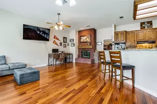 1020 Shady Oak Trail, Mansfield, TX 76063 - Photo 10