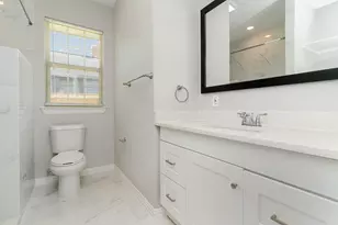 1030 N Bishop Ave, Dallas, TX 75208 - Photo 8