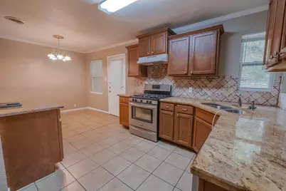 2704 Cordone Street, Fort Worth, TX 76133 - Photo 6