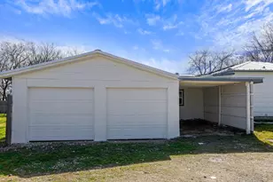 115 N Avenue T, Clifton, TX 76634 - Photo 26
