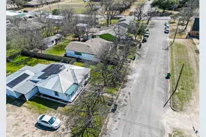 115 N Avenue T, Clifton, TX 76634 - Photo 2