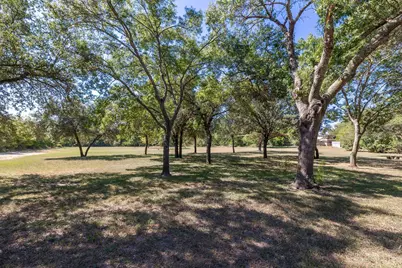 404 S Mayben Street, Rising Star, TX 76471 - Photo 4