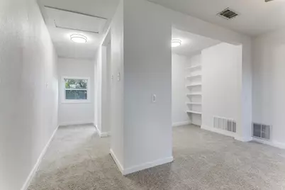 109 S Judkins Street, Fort Worth, TX 76111 - Photo 18