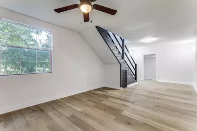 109 S Judkins Street, Fort Worth, TX 76111 - Photo 8