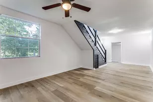 109 S Judkins St, Fort Worth, TX 76111 - Photo 8