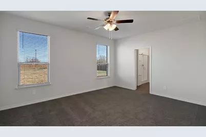 2812 Bluebird Court, Arlington, TX 76015 - Photo 10