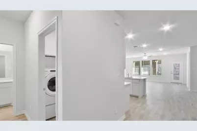 2816 Bluebird Court, Arlington, TX 76015 - Photo 2