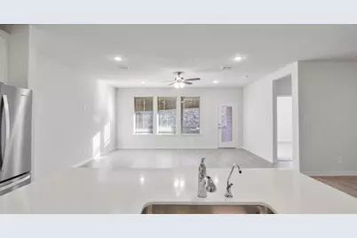 2816 Bluebird Court, Arlington, TX 76015 - Photo 8