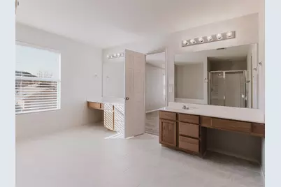 4901 Thorn Hollow Drive, Fort Worth, TX 76244 - Photo 12