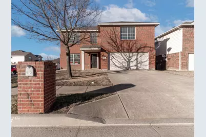 4901 Thorn Hollow Drive, Fort Worth, TX 76244 - Photo 1