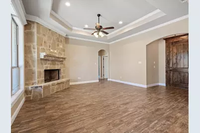 229 Etta Lane, Springtown, TX 76082 - Photo 8