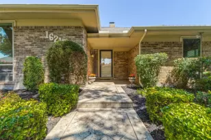 16215 Shadybank Dr, Dallas, TX 75248 - Photo 2