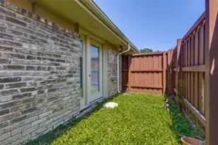 16215 Shadybank Dr, Dallas, TX 75248 - Photo 28