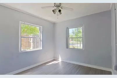 641 S Redford Lane, White Settlement, TX 76108 - Photo 16