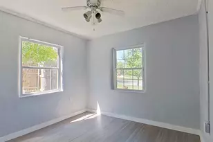 641 S Redford Ln, White Settlement, TX 76108 - Photo 16