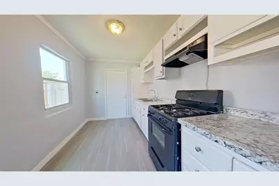 641 S Redford Lane, White Settlement, TX 76108 - Photo 10