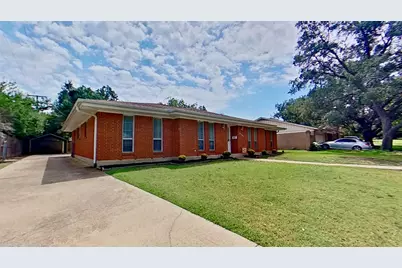 6301 Wrigley Way, Fort Worth, TX 76133 - Photo 2