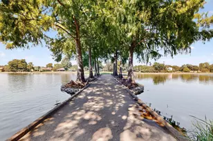 2966 Buttonwood Dr, Carrollton, TX 75006 - Photo 32