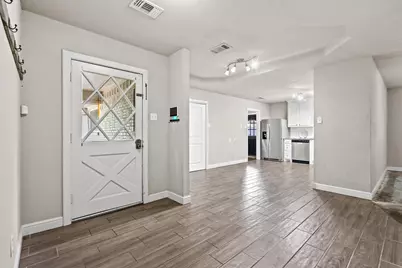 878 N Main Drive, Van Alstyne, TX 75495 - Photo 4