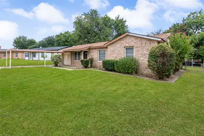 5229 Ira Street N, Haltom City, TX 76117 - Photo 6