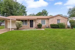 5229 Ira Street N, Haltom City, TX 76117 - Photo 8