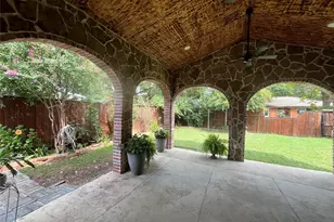 1352 Gillette St, Dallas, TX 75217 - Photo 20