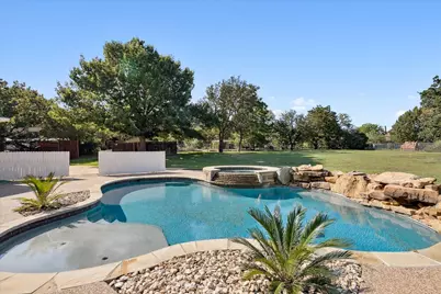 3941 Bordeaux Circle, Flower Mound, TX 75022 - Photo 6