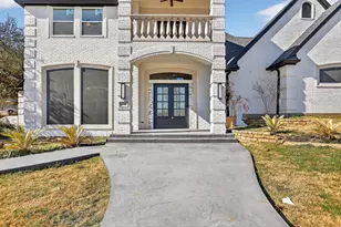 3941 Bordeaux Cir, Flower Mound, TX 75022 - Photo 4