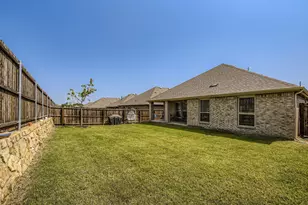 11301 Summer Rain Blvd, Aubrey, TX 76227 - Photo 28