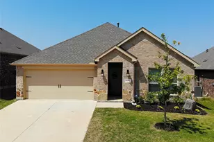 11301 Summer Rain Blvd, Aubrey, TX 76227 - Photo 2