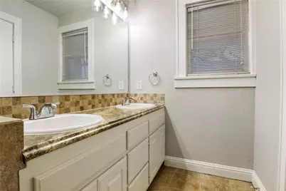 3317 W 5th Street, Fort Worth, TX 76107 - Photo 26