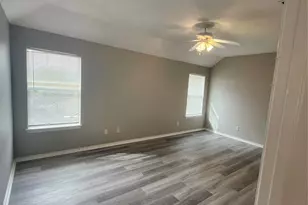 232 Seva Ct, Irving, TX 75061 - Photo 10