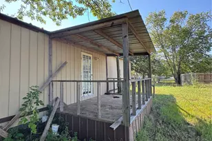 1603 Maria St, Hawk Cove, TX 75474 - Photo 4