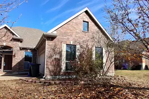 1139 Hickory Park, Forney, TX 75126 - Photo 2