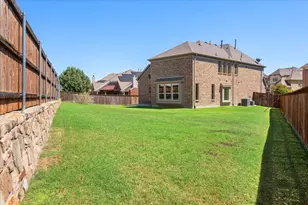 701 Auburn Ct, Savannah, TX 76227 - Photo 32